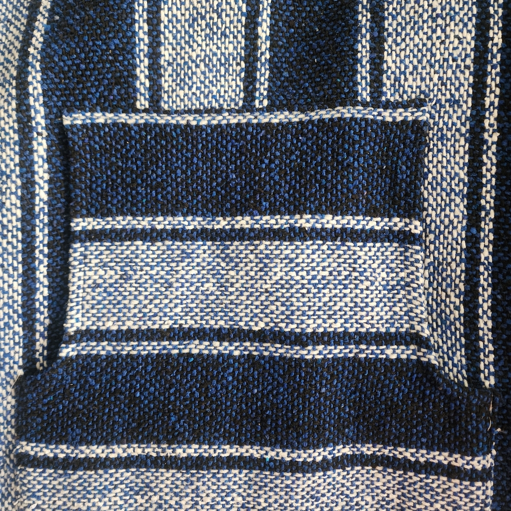 🎊Striped Blue and White Baja Hoodie - Size juniors large 🎊 - Picture 3 of 4